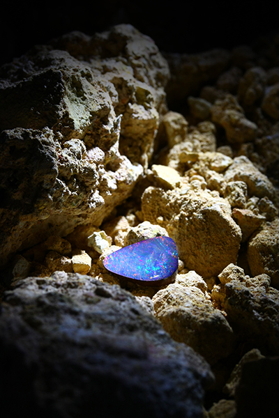 Boulder-Opal