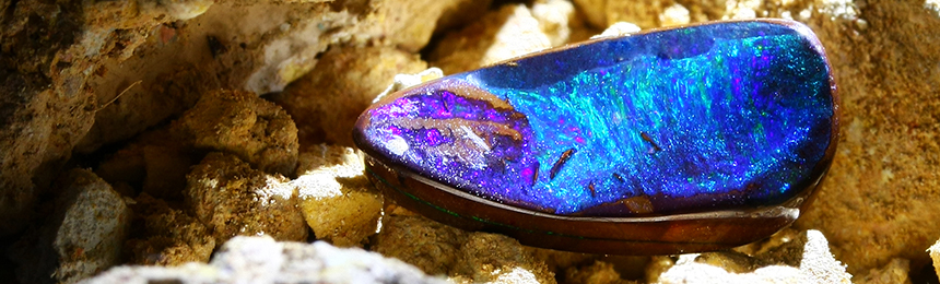 Boulder-Opal